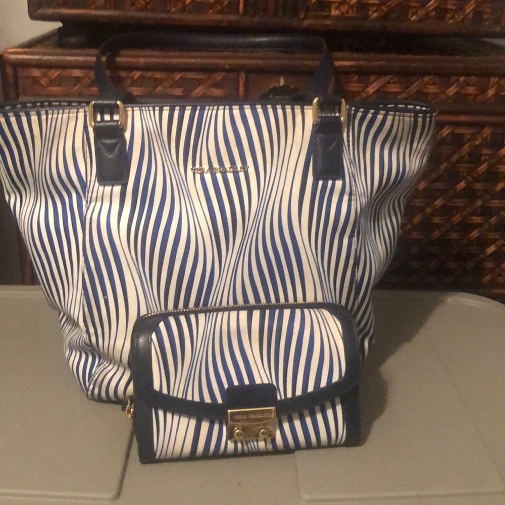 Vera Bradley purse and wallet